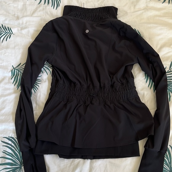 LULU LEMON Sights Seen Jacket - Picture 7 of 7